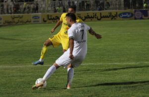 IMG 5601 01 گزارش تصویری بازی فوتبال ذوب آهن و فجر شیراز