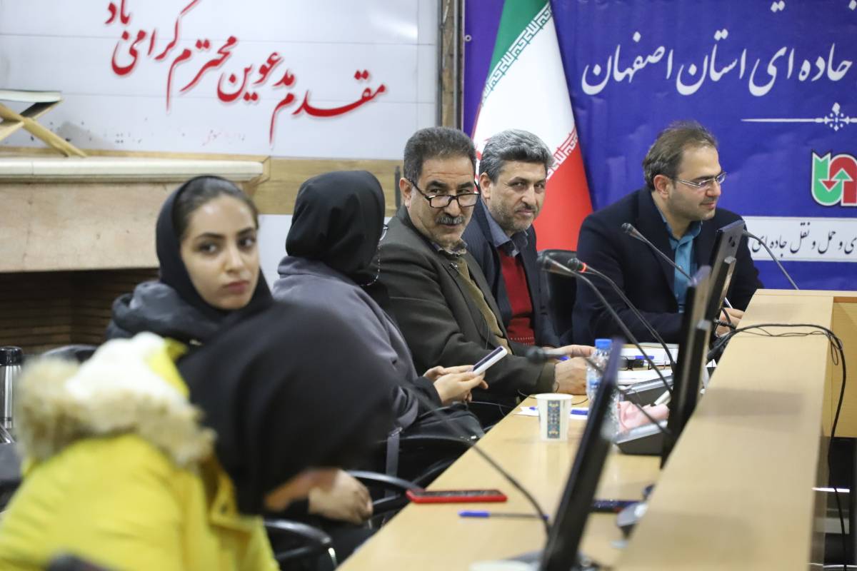 IMG 8227 گزارش تصویری نشست خبری مدیرکل راهداری و حمل ونقل جاده ای استان اصفهان
