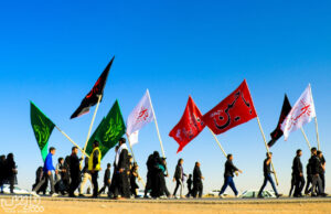 زائرین